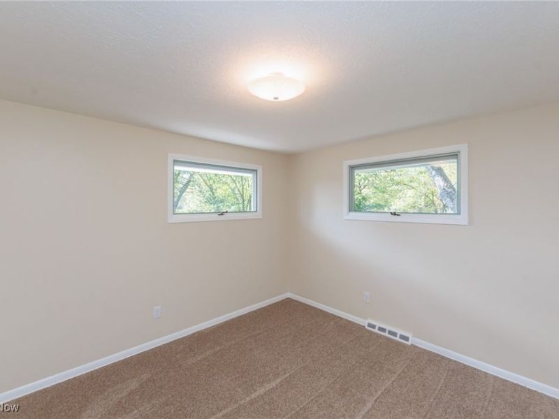 6258 Carlyle Drive, Seven Hills, OH 44131 Photo 28