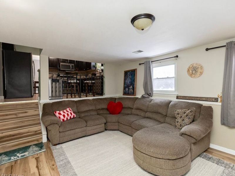 110 Edgefield Drive, Elyria, OH 44035 Photo 23