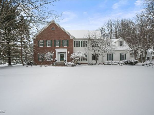 6372 Hardwick Circle, Hudson, OH 44236