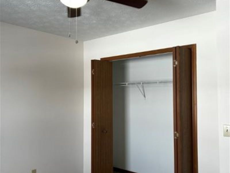 217 Syracuse Court, Elyria, OH 44035 Photo 16