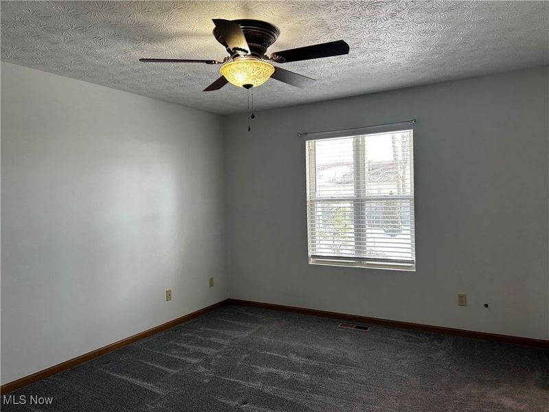 217 Syracuse Court, Elyria, OH 44035 Photo 17