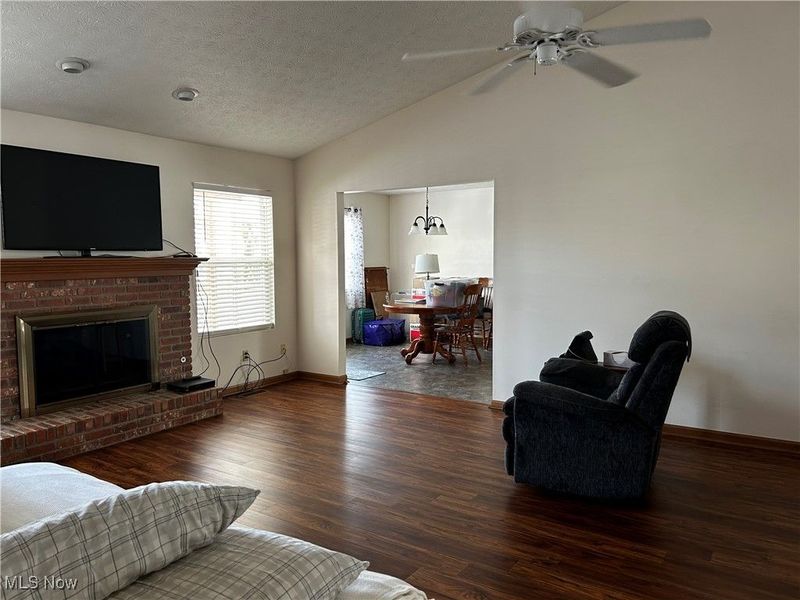 217 Syracuse Court, Elyria, OH 44035 Photo 4