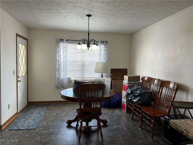 217 Syracuse Court, Elyria, OH 44035 Photo 6