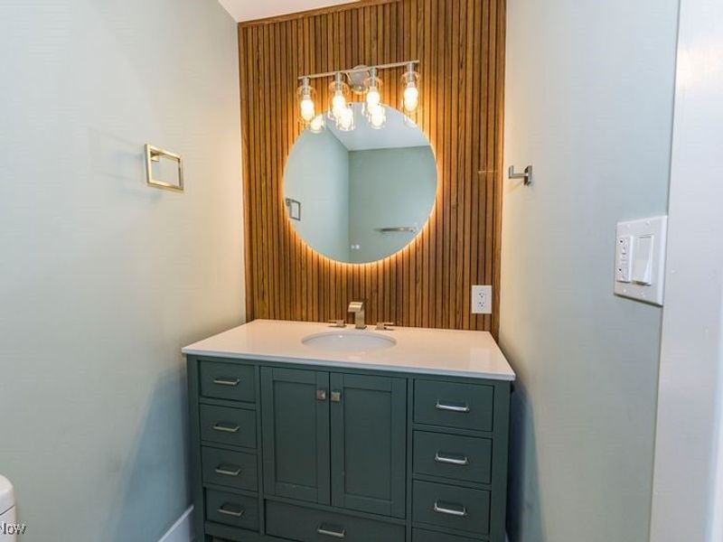 1172 5th Avenue, Akron, OH 44306 Photo 11