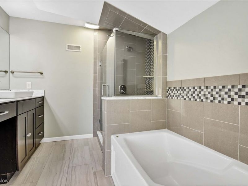 6754 Oakes Road, Brecksville, OH 44141 Photo 29