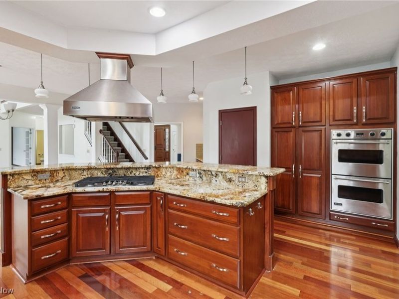 12649 Fieldstone Point, Strongsville, OH 44149 Photo 14