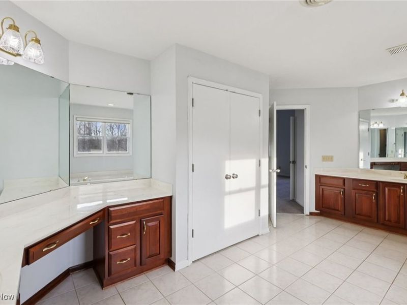 12649 Fieldstone Point, Strongsville, OH 44149 Photo 35