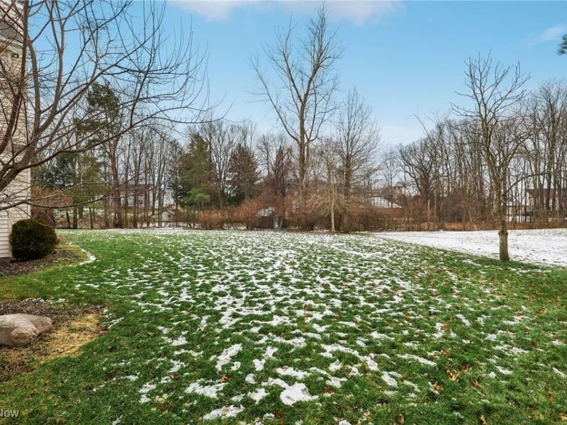 12649 Fieldstone Point, Strongsville, OH 44149 Photo 4