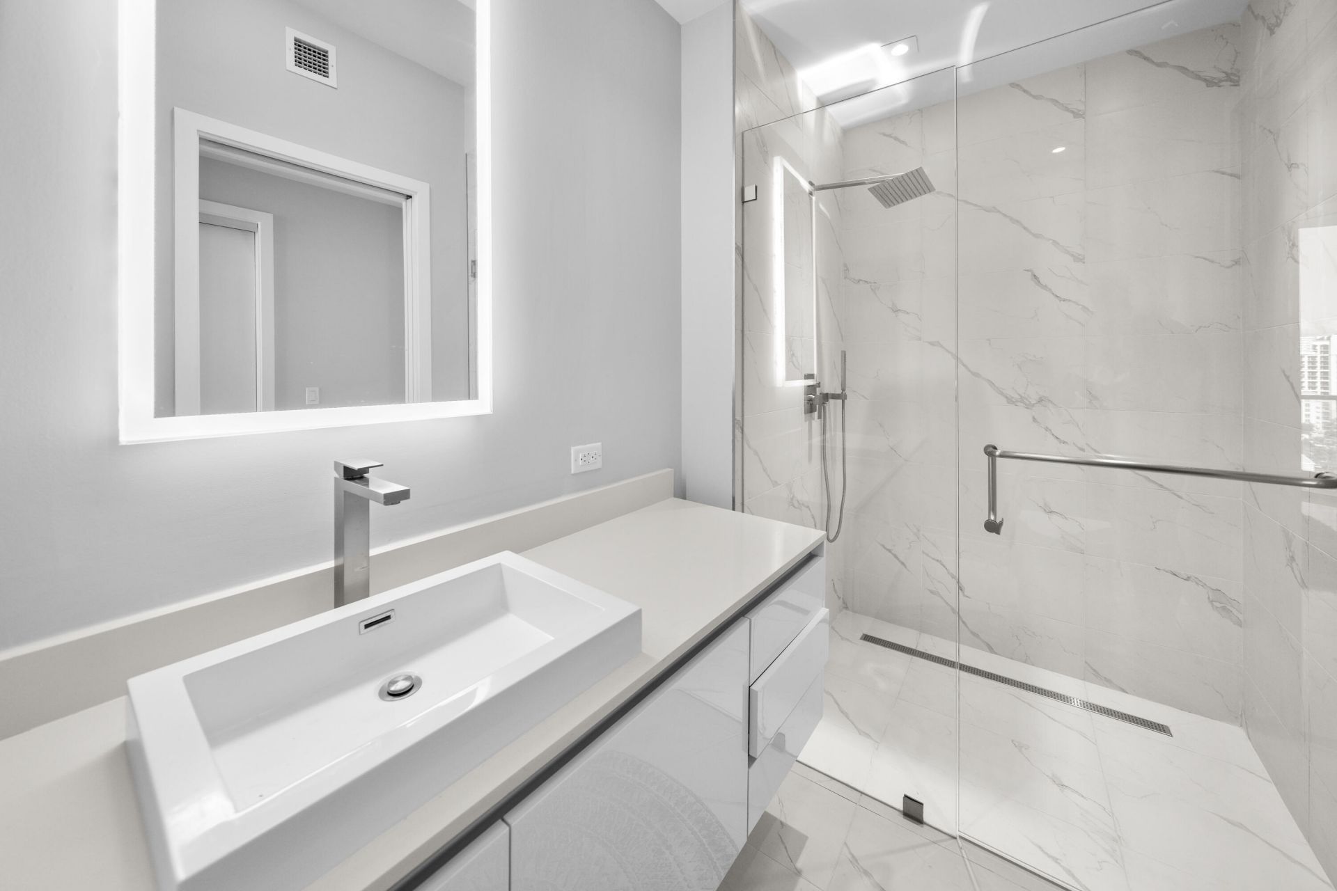 3100 N Ocean Drive, Unit H-1508 & H, Singer Island, FL 33404 Photo