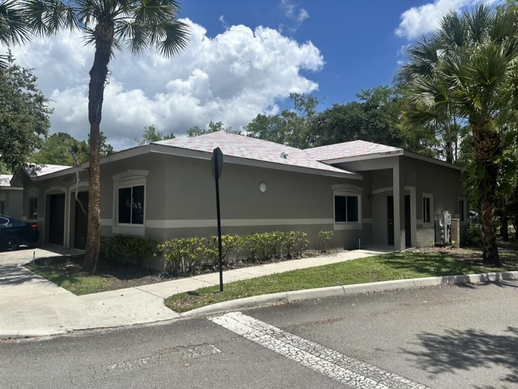 220 Crestwood Circle, Unit 106, Royal Palm Beach, FL 33411 Photo