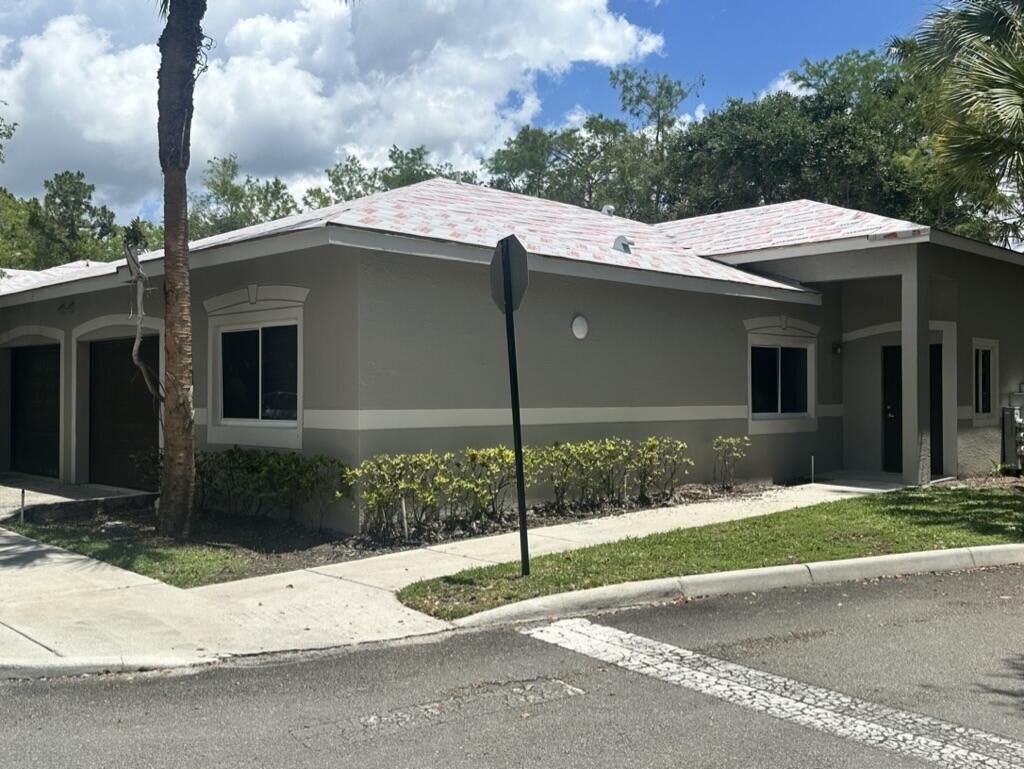 220 Crestwood Circle, Unit 106, Royal Palm Beach, FL 33411 Photo
