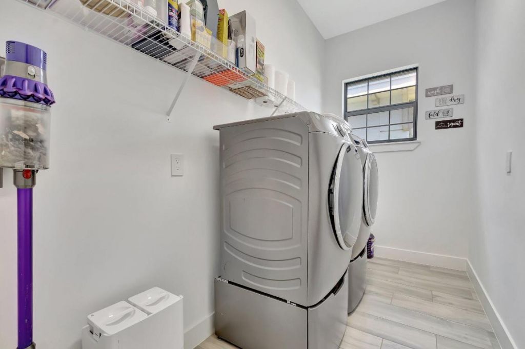 2828 Gin Berry Way, West Palm Beach, FL 33401 Photo