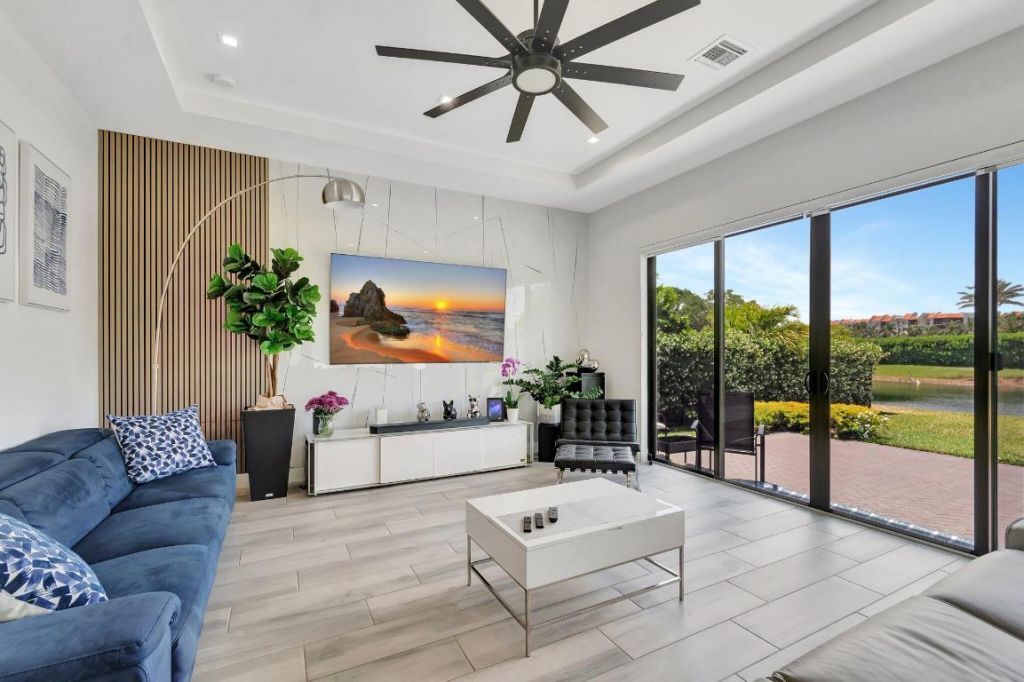 2828 Gin Berry Way, West Palm Beach, FL 33401 Photo