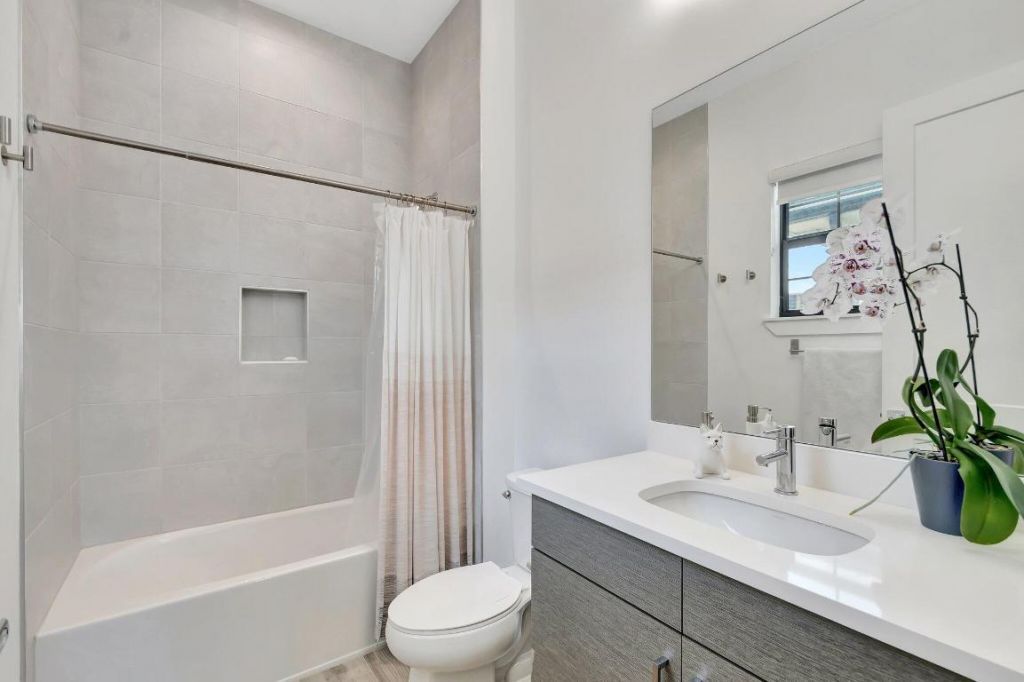 2828 Gin Berry Way, West Palm Beach, FL 33401 Photo