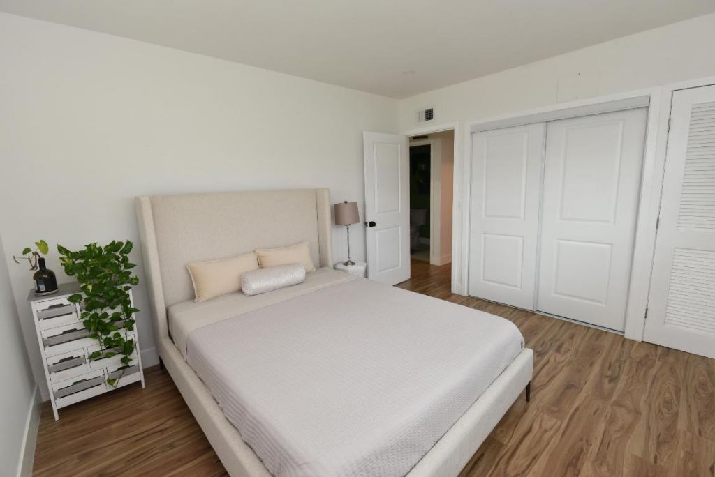 112 Salisbury, Unit E, West Palm Beach, FL 33417 Photo