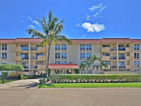 1000 Spanish River Road, Unit 3k, Boca Raton, FL 33432