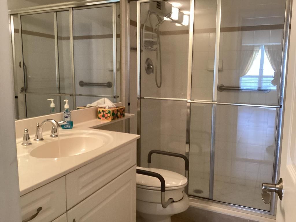 1000 Spanish River Road, Unit 3k, Boca Raton, FL 33432 Photo