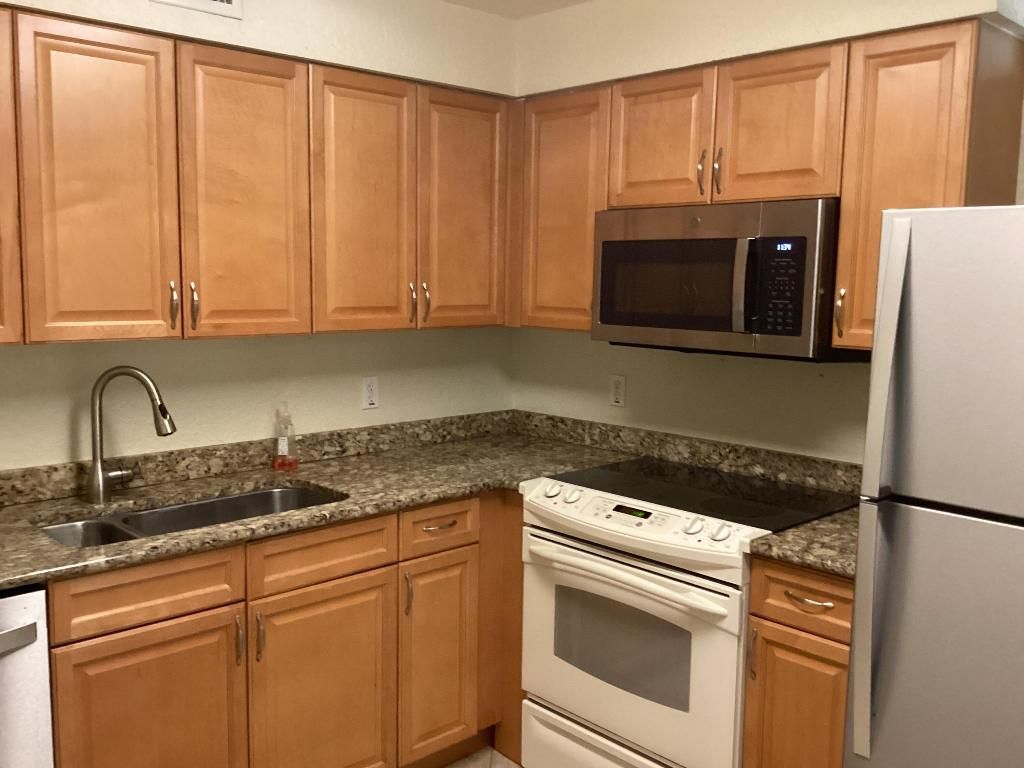 1000 Spanish River Road, Unit 3k, Boca Raton, FL 33432 Photo