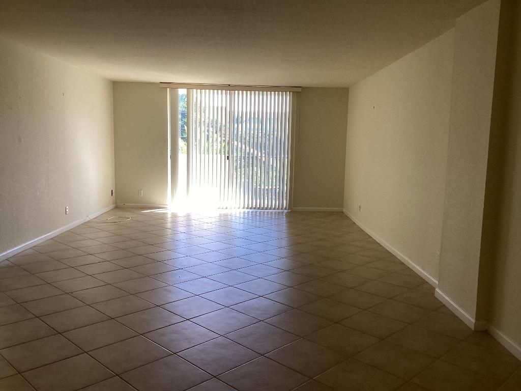 1000 Spanish River Road, Unit 3k, Boca Raton, FL 33432 Photo