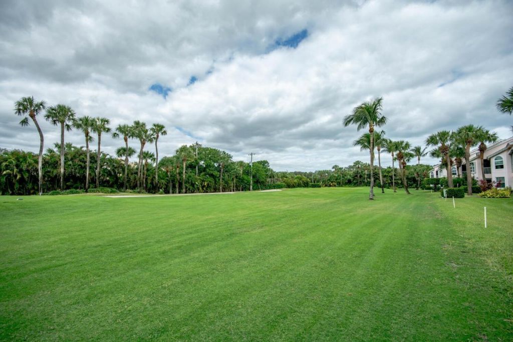 4205 N Fairway Drive, Unit 4205, Jupiter, FL 33477 Photo