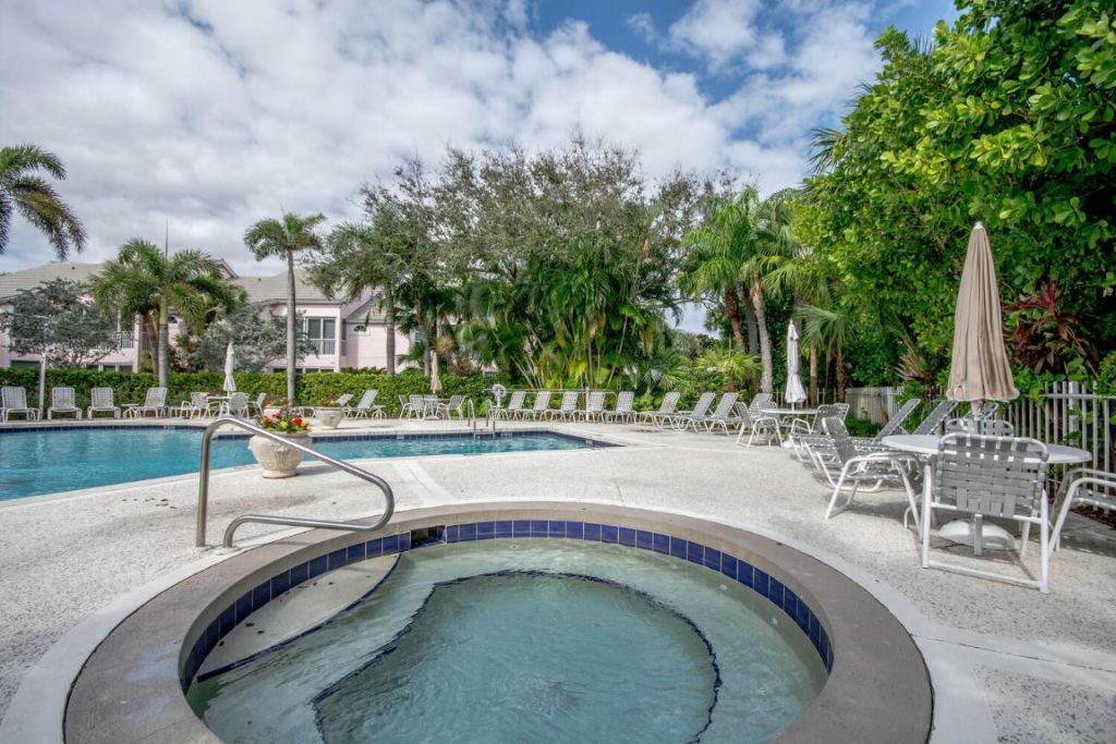 4205 N Fairway Drive, Unit 4205, Jupiter, FL 33477 Photo