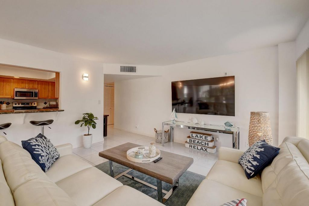 2066 N Ocean Boulevard, Unit 2nw, Boca Raton, FL 33431 Photo