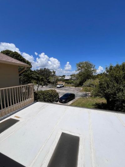 7281 SE Concord Place, Hobe Sound, FL 33455 Photo