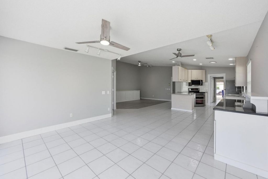 1624 SW Waterfall Boulevard, Palm City, FL 34990 Photo