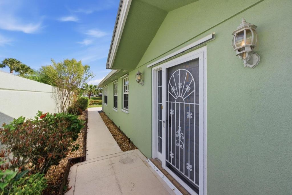 1624 SW Waterfall Boulevard, Palm City, FL 34990 Photo