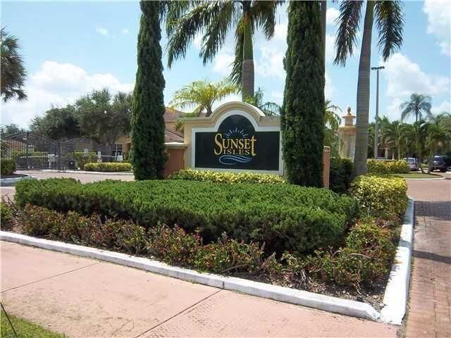 10366 S Fox Trail Road S, Unit 1705, Royal Palm Beach, FL 33411 Photo