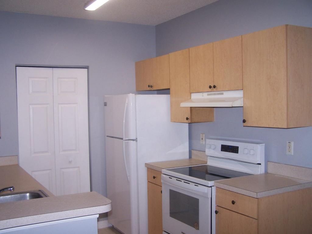 10366 S Fox Trail Road S, Unit 1705, Royal Palm Beach, FL 33411 Photo