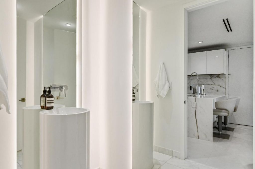10203 Collins Avenue, Unit 305, Bal Harbour, FL 33154 Photo