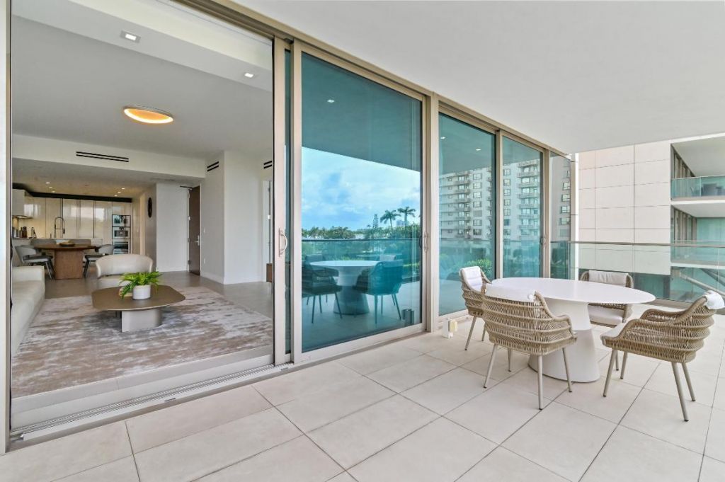 10203 Collins Avenue, Unit 305, Bal Harbour, FL 33154 Photo