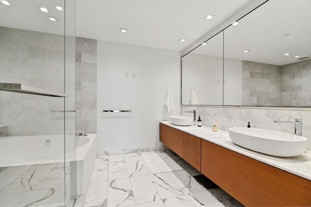 10203 Collins Avenue, Unit 305, Bal Harbour, FL 33154 Photo