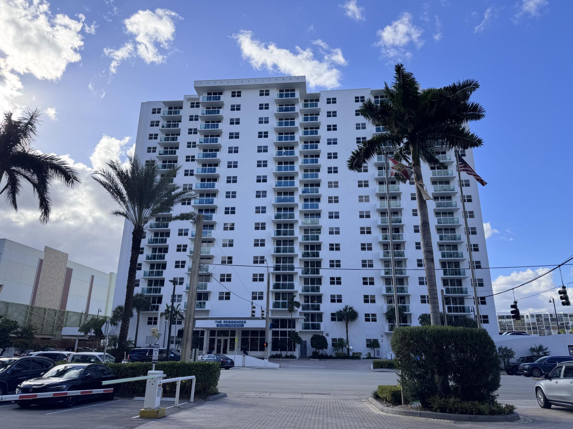 3000 S Ocean Drive, Unit 908, Hollywood, FL 33019 Photo