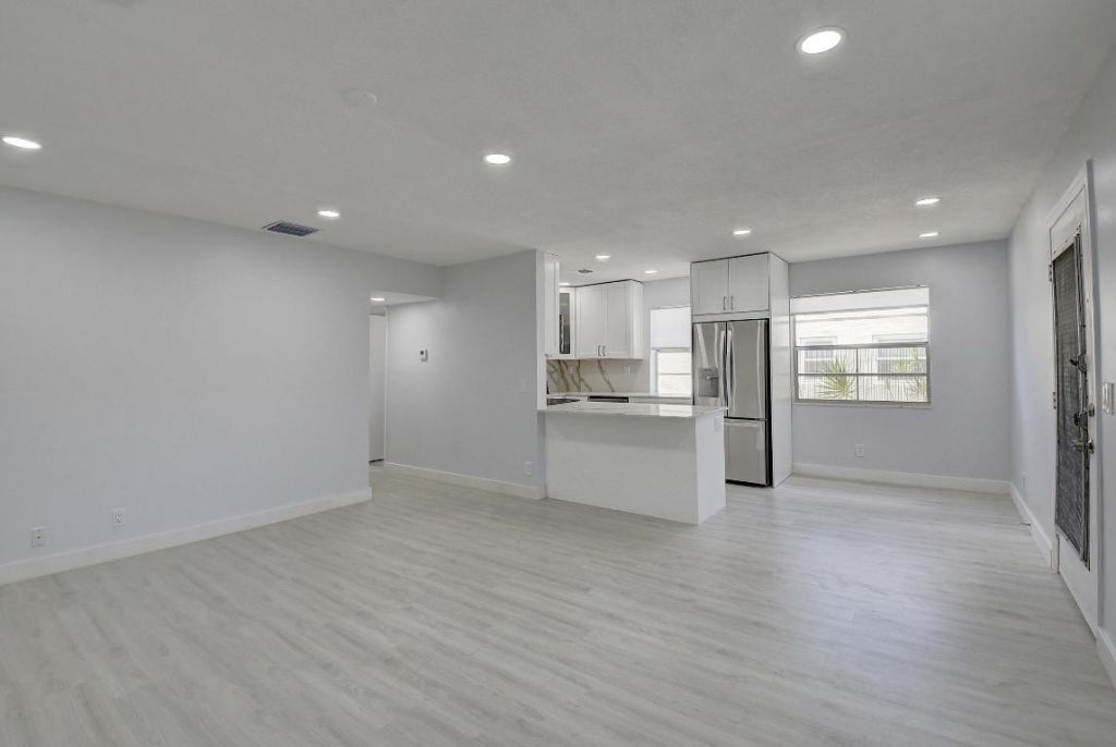 318 Monaco G Boulevard, Unit G, Delray Beach, FL 33446 Photo