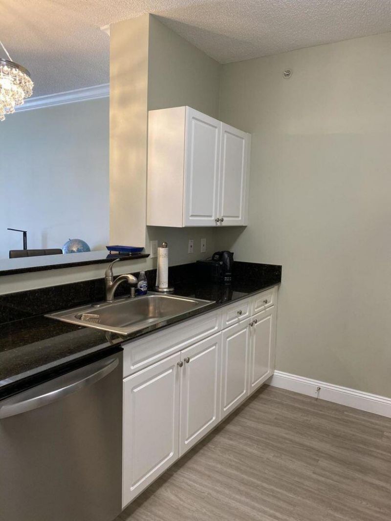 651 Okeechobee Boulevard, Unit 1108, West Palm Beach, FL 33401 Photo