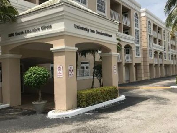 1280 S Alhambra Circle, Unit 1221, Coral Gables, FL 33146