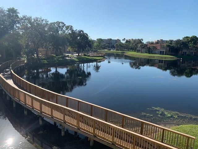 4831 Via Palm Lakes, Unit 1219, West Palm Beach, FL 33417 Photo