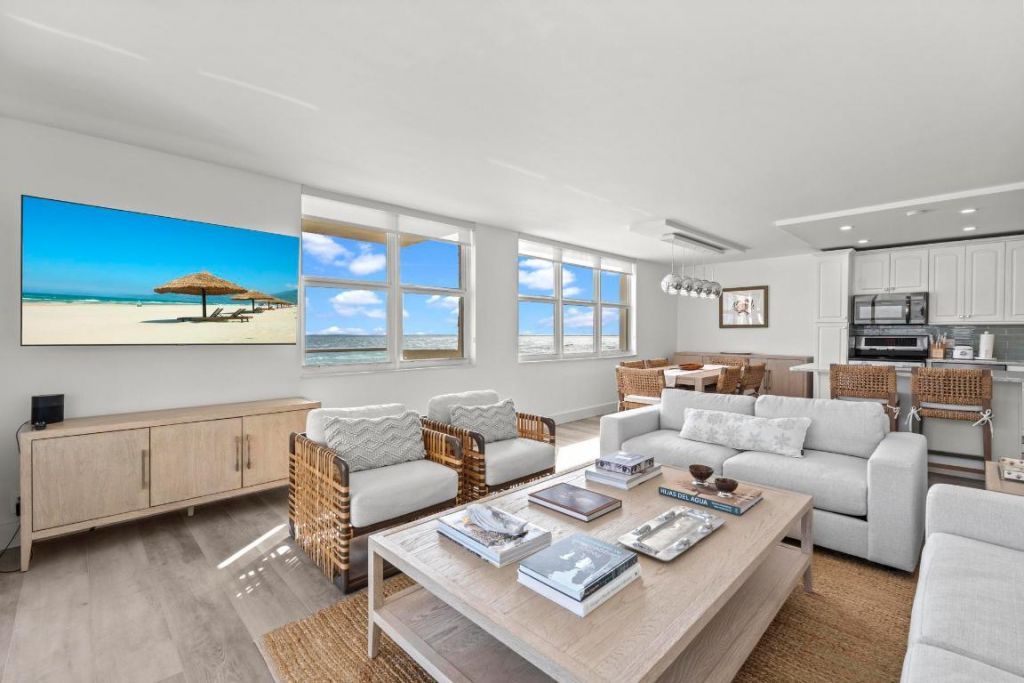 5440 N Ocean Drive, Unit 306, Singer Island, FL 33404 Photo