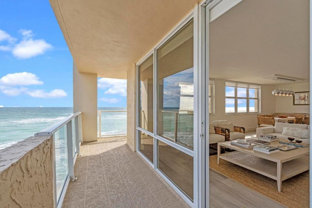 5440 N Ocean Drive, Unit 306, Singer Island, FL 33404 Photo