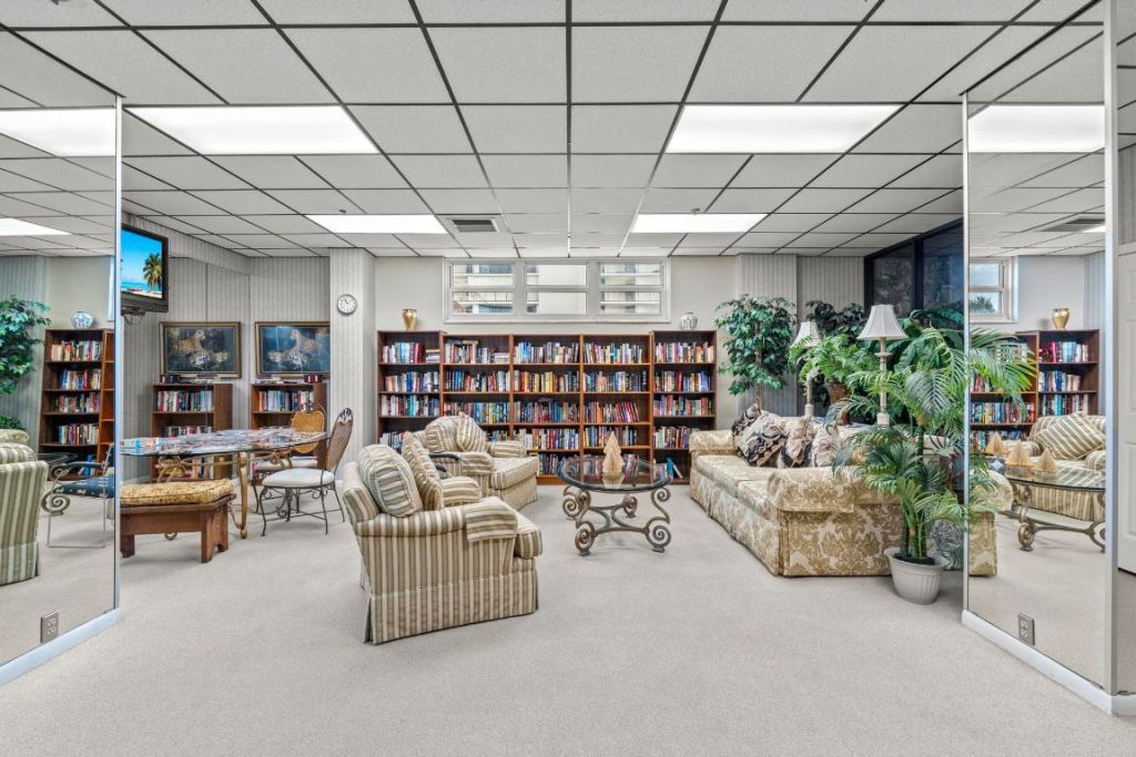 5440 N Ocean Drive, Unit 306, Singer Island, FL 33404 Photo