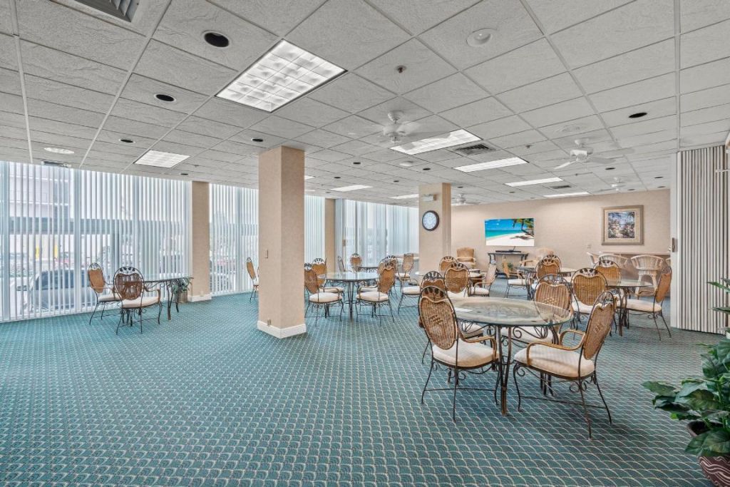 5440 N Ocean Drive, Unit 306, Singer Island, FL 33404 Photo