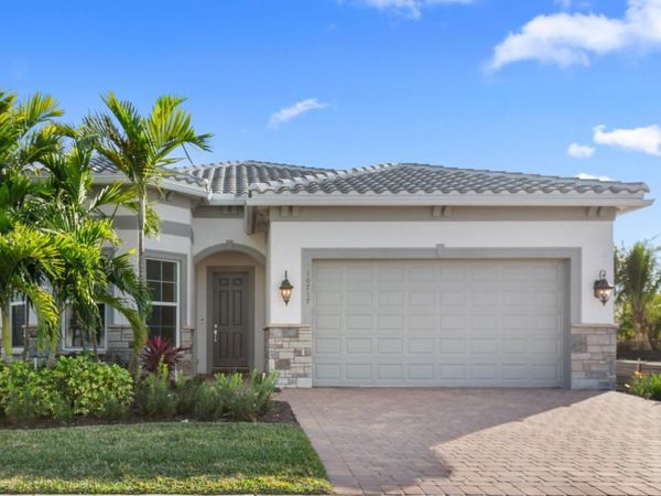 10717 Northbrook Circle, Palm Beach Gardens, FL 33412
