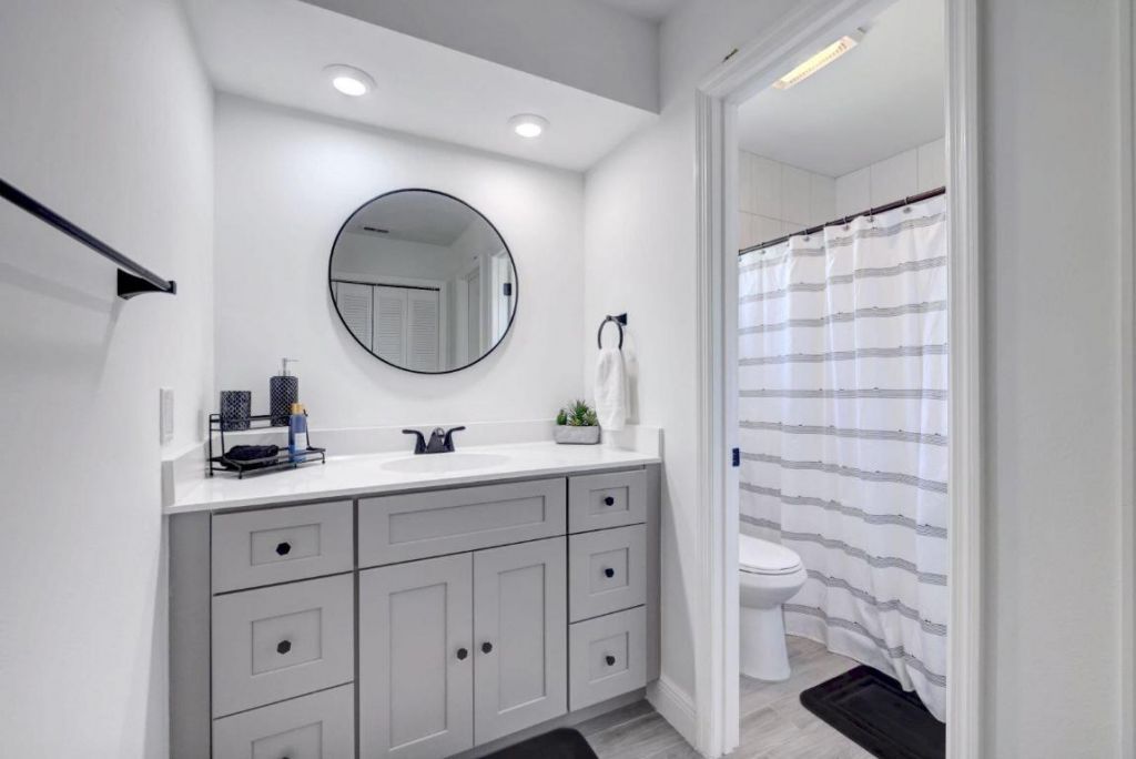 543 SE Greenway Terrace, Port Saint Lucie, FL 34983 Photo