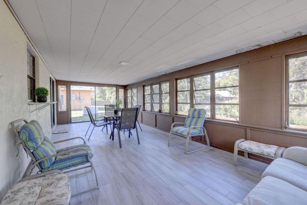 543 SE Greenway Terrace, Port Saint Lucie, FL 34983 Photo