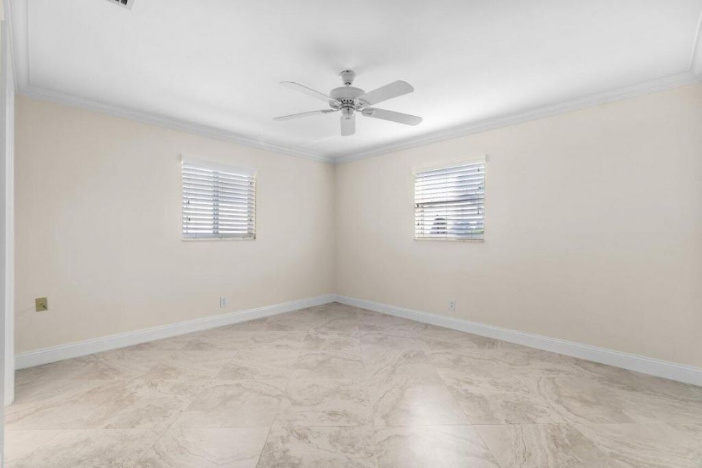 2096 SW 13th Terrace, Boynton Beach, FL 33426 Photo
