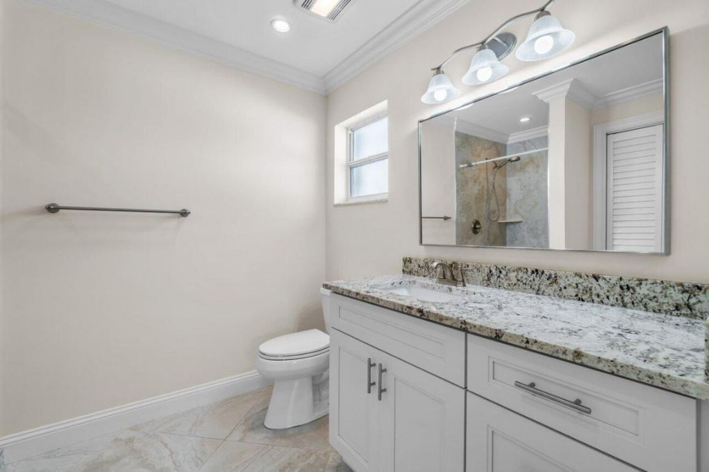 2096 SW 13th Terrace, Boynton Beach, FL 33426 Photo