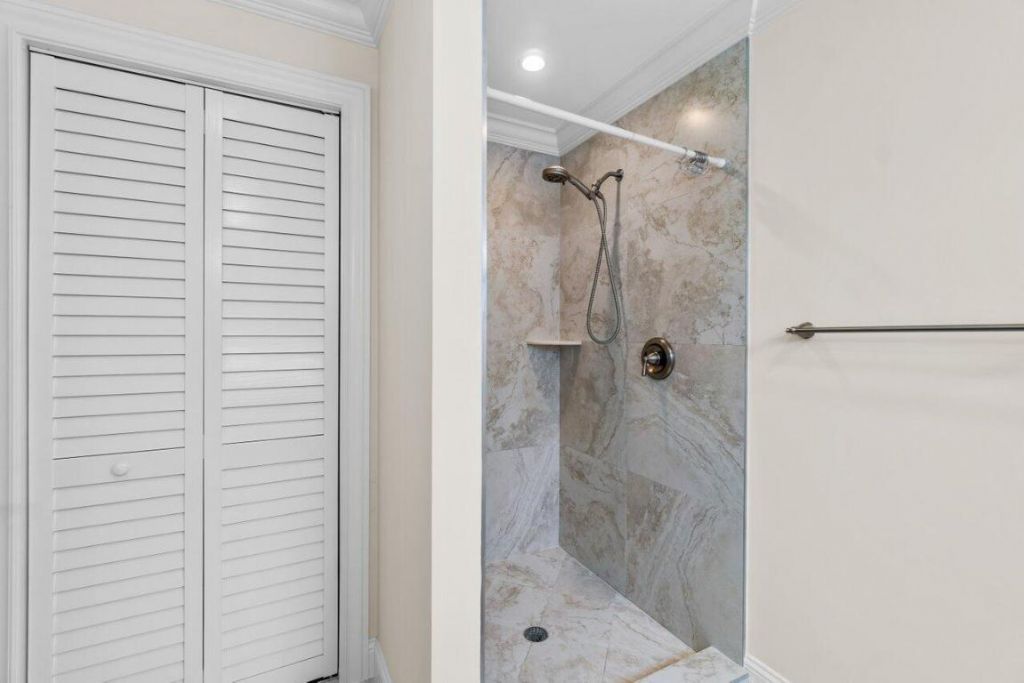 2096 SW 13th Terrace, Boynton Beach, FL 33426 Photo