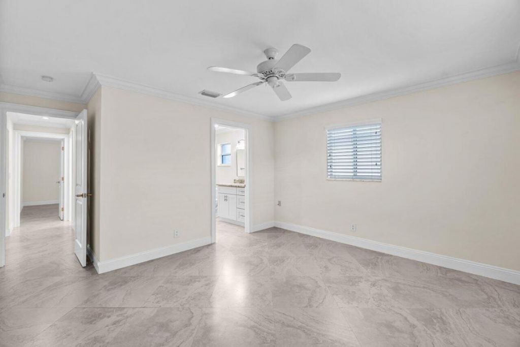 2096 SW 13th Terrace, Boynton Beach, FL 33426 Photo